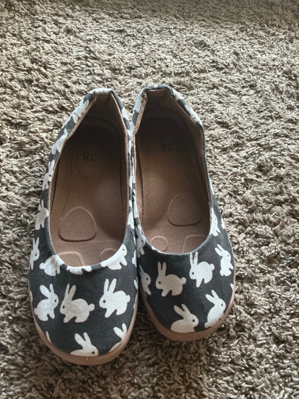 Casual bunny shoes.Size 38.